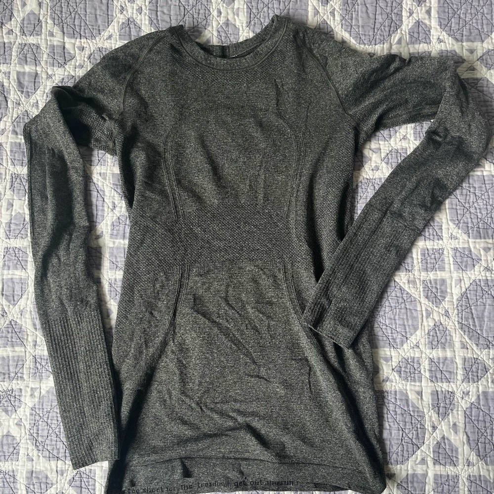 lululemon gray long sleeve